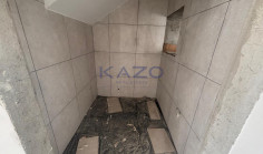 Modern unfurnished office 65m2 in central petrou pavlou 