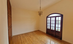 5 bedroom house to rent in Aglantzia
