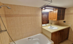 5 bedroom house to rent in Aglantzia