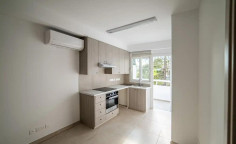 Two bedrooms apartment to rent in Agioi Omologites