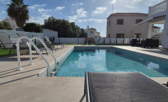 Private Luxury Villa with Pool – Ayia Thekla (300m from the Beach)