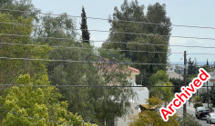 Spacious three bedroom upper house apartment 