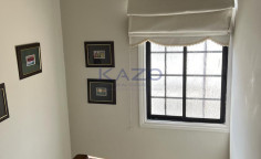 Spacious three bedroom upper house apartment 