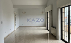 Spacious three bedroom upper house apartment 