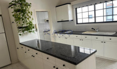 Spacious three bedroom upper house apartment 