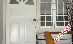 Spacious three bedroom upper house apartment 