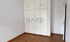 Spacious three bedroom upper house apartment 