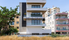 Top floor luxury two bedroom apartment in Mesa Geitonia, Limassol 