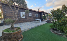 3 bedrooms house to rent in Potami