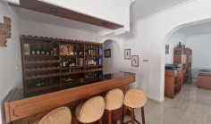 4 bedroom apartment to rent in Dasoupolis