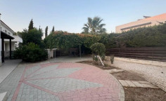 5 bedroom house to rent in Latsia 5 bedroom house to rent in Latsia