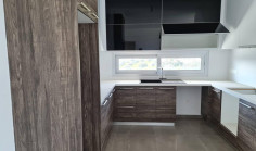 Two bedroom flat for sale in Tseri