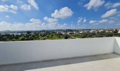 Two bedroom flat for sale in Tseri