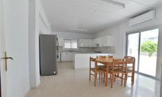 4 bedroom house to rent in Lakatamia