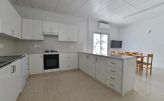4 bedroom house to rent in Lakatamia