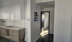 Modern penthouse apartment in quiet Polemidia Kato area 