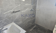 Modern penthouse apartment in quiet Polemidia Kato area 