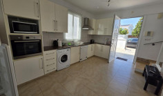 3 bedrooms house to rent in Ayia Napa
