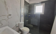 Spacious Moni bungalow with sea view 