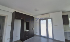 Spacious Moni bungalow with sea view 