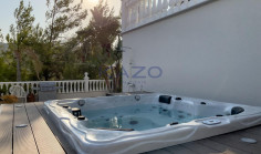 Spacious six bedroom villa in peaceful Akrounta area 
