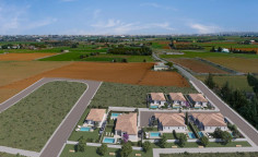 Large 3 bedrooms house for sale in Frenaros
