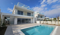 Large 6 bedroom house for sale in Protaras Large 6 bedroom house for sale in Protaras