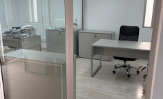 Lovely commercial to rent in Strovolos