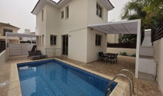 2 bedroom house to rent in Kapparis