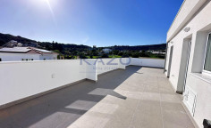 Brand new 5-bedroom villa with pool in Agios Tychonas 