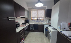 Bright two bedroom apartment in quiet Polemidia area 