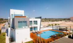 For bedrooms house to rent in Ayia Napa