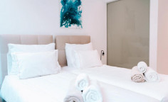 6 bed house to rent in Ayia Napa