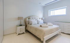 5 bed house to rent in Ayia Napa