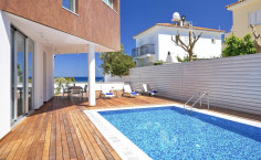 3 bedrooms house to rent in Paralimni