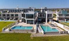 4 beds house to rent in Ayia Napa