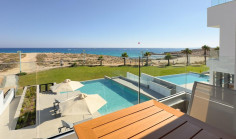4 beds house to rent in Ayia Napa