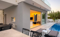 4 bed house to rent in Ayia Napa