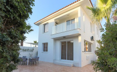 3 bedroom house to rent in Paralimni