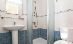3 bedrooms house to rent in Pernera