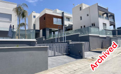 New villa for sale with swimming pool in Parekklisia area 