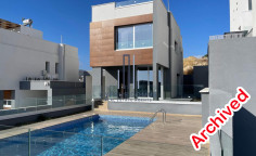 New villa for sale with swimming pool in Parekklisia area 