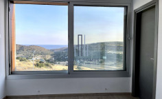 New villa for sale with swimming pool in Parekklisia area 