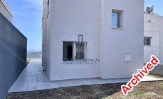 New villa for sale with swimming pool in Parekklisia area 