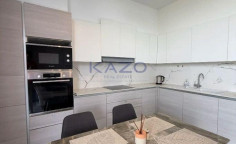 2 apartment with swimming pool for sale in Mesa Geitonia