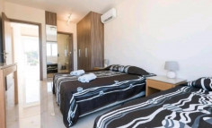 4 bedroom house to rent in Agia Thekla