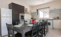 4 bedroom house to rent in Agia Thekla