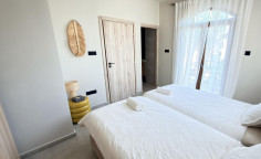 5 bed house for sale in Kapparis