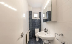 Spacious 2 bedrooms apartment to rent in Agioi Omologites