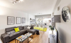 Spacious 2 bedrooms apartment to rent in Agioi Omologites